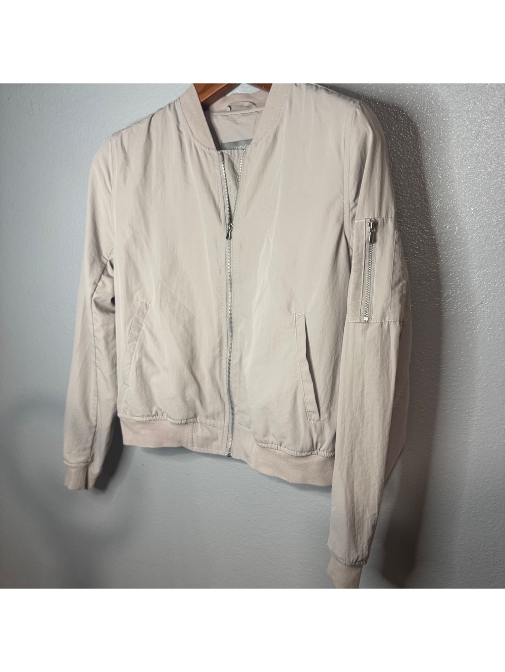 Bagatelle Lightweight Bomber Jacket Women’s Medium Beige Silky Zip Casual Coat - Picture 3 of 7